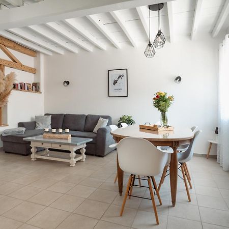 La Maison Des Delices Dosches Esterno foto