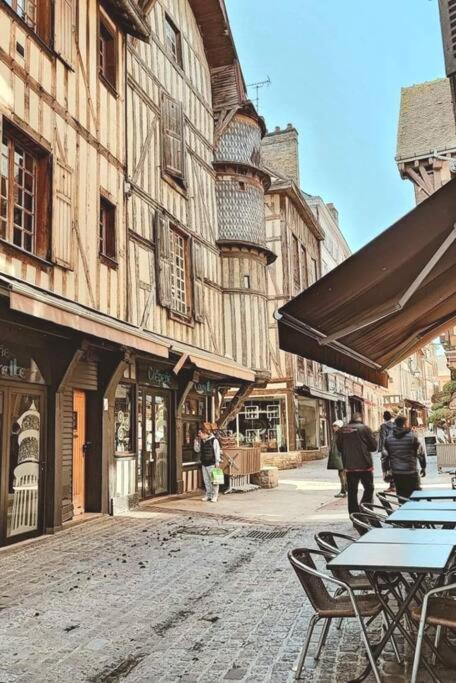 La Maison Des Delices Dosches Esterno foto